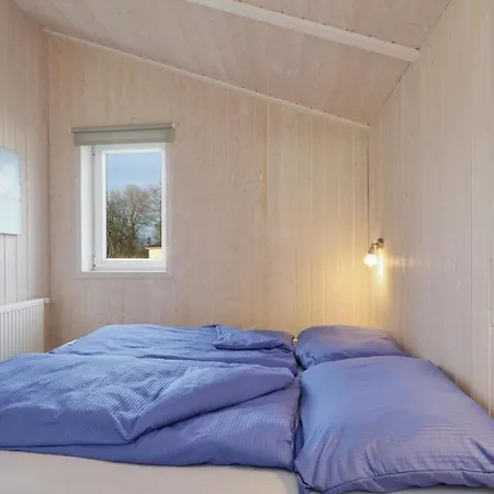 Abendrot 9 - Dorf 3 Priwall