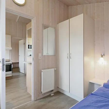 Abendrot 9 - Dorf 3 * Priwall