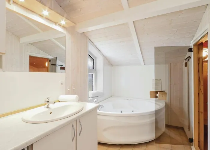 Abendrot 9 - Dorf 3 *